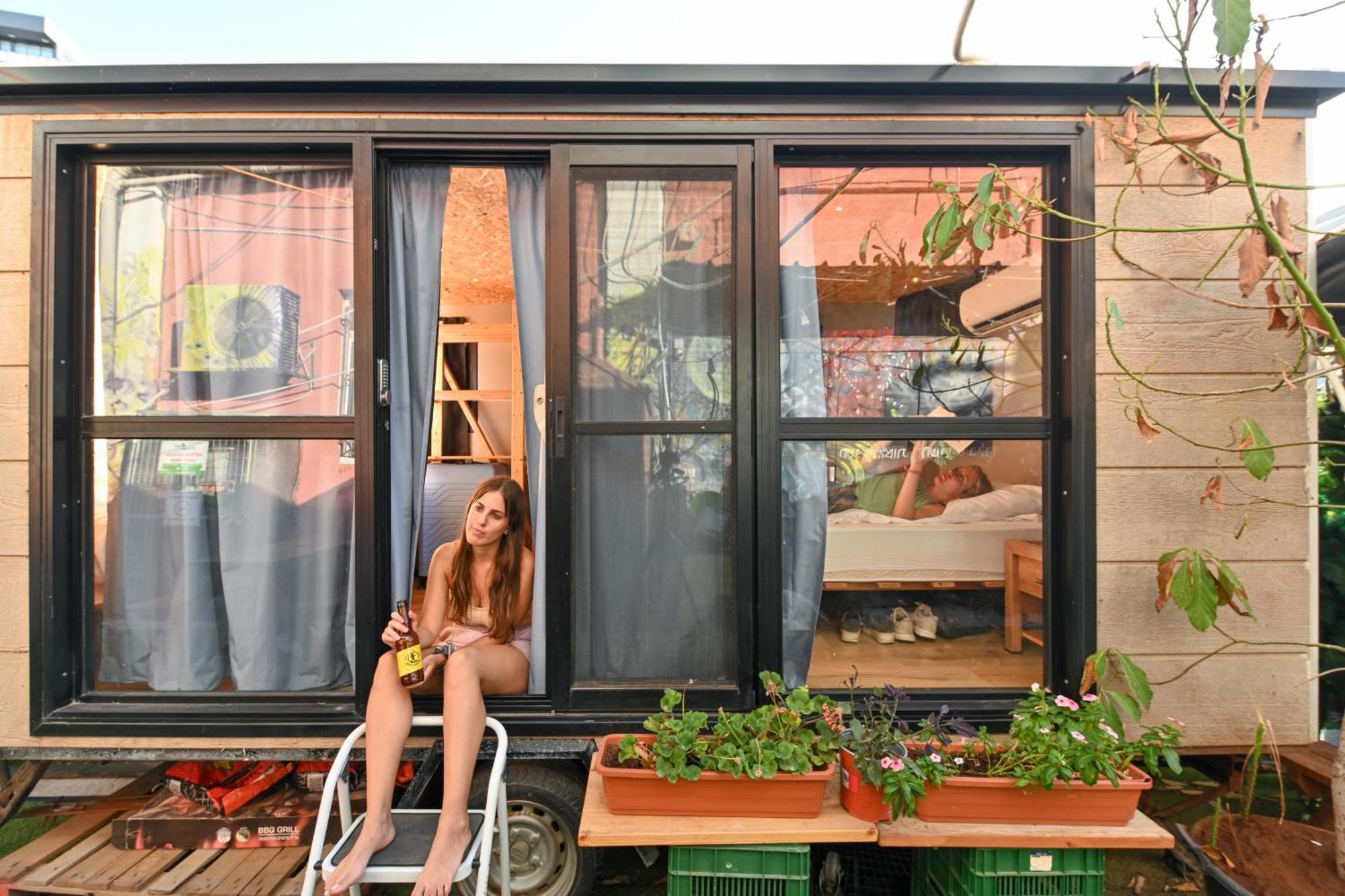 Caravan Hostel Tel Aviv By Roger Age 18-45 المظهر الخارجي الصورة