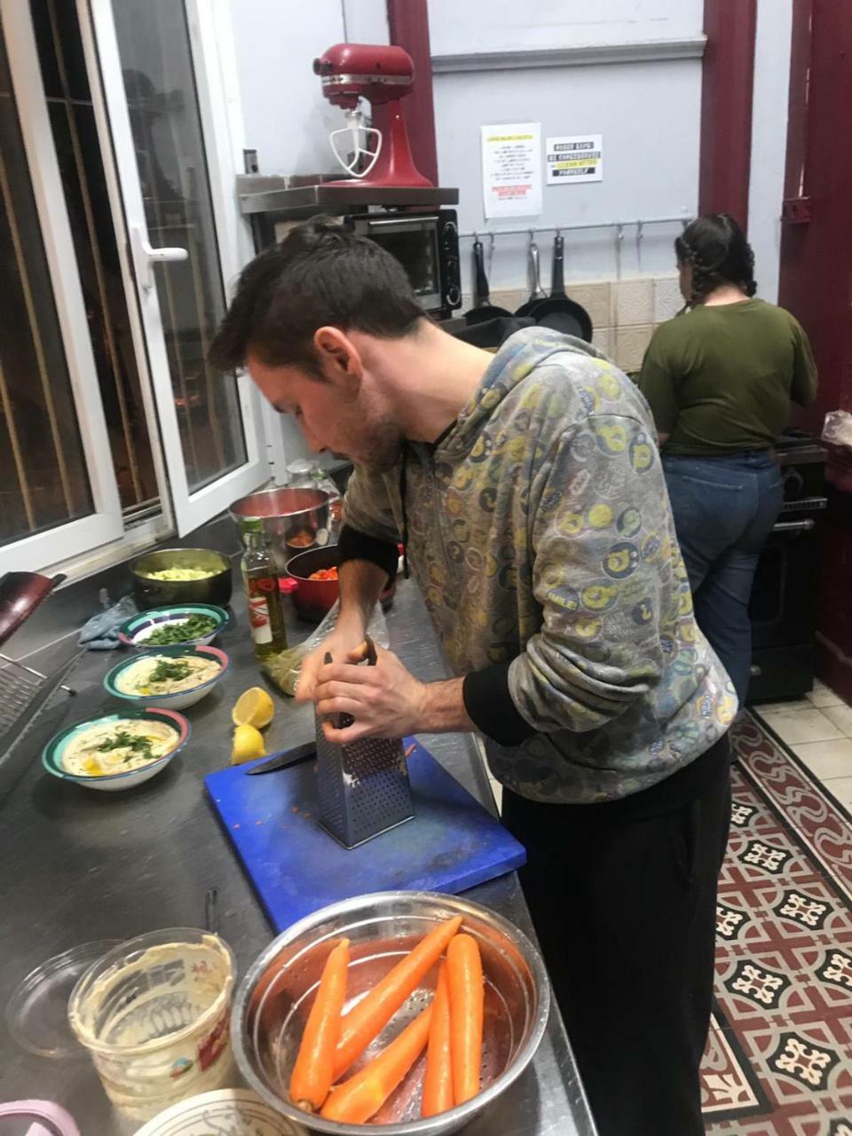 Caravan Hostel Tel Aviv By Roger Age 18-45 المظهر الخارجي الصورة