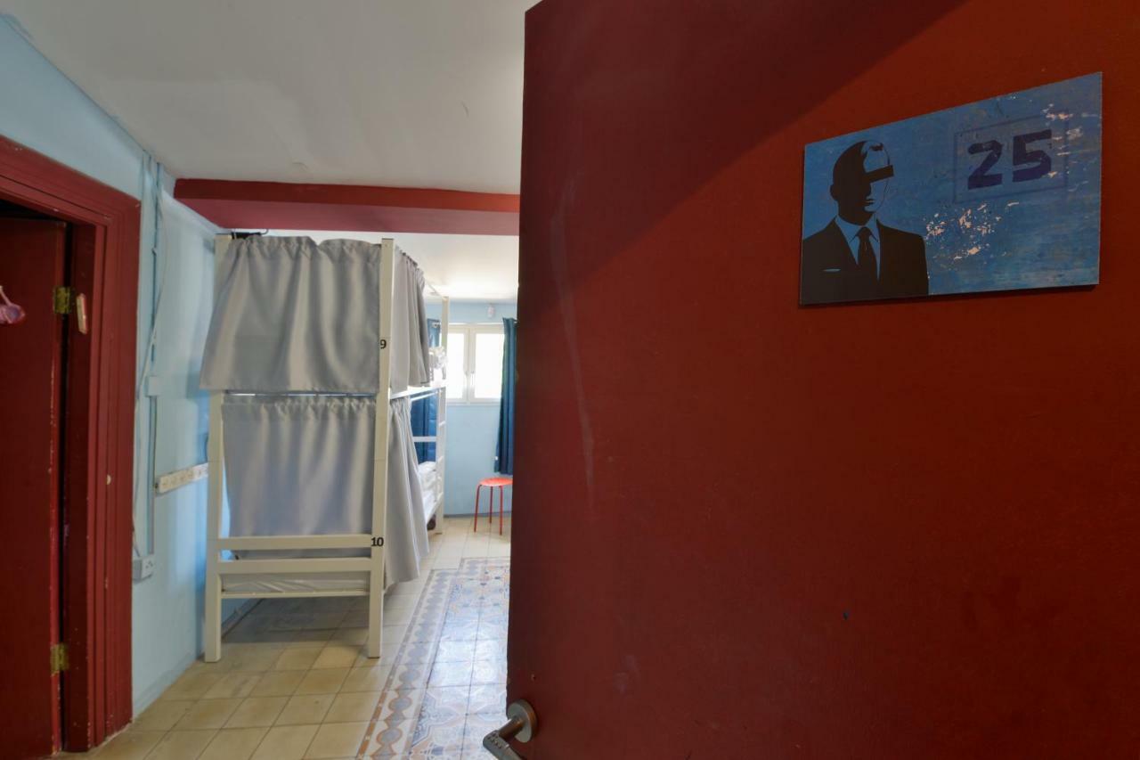 Caravan Hostel Tel Aviv By Roger Age 18-45 المظهر الخارجي الصورة