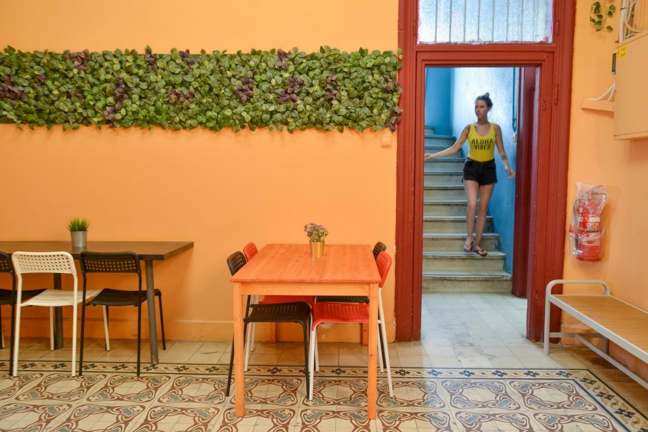 Caravan Hostel Tel Aviv By Roger Age 18-45 المظهر الخارجي الصورة